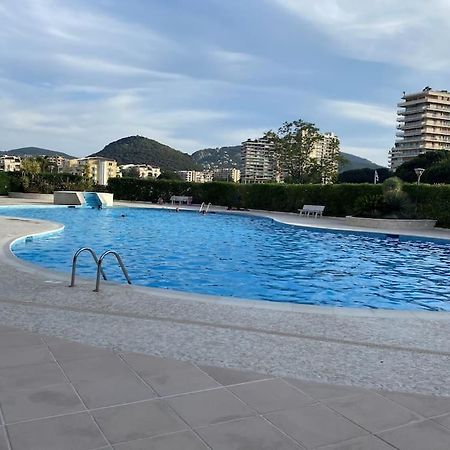 Studio Eleverca 3*- Rez De Jardin Terrasse - Axelle Loc'Appart Mandelieu Kültér fotó